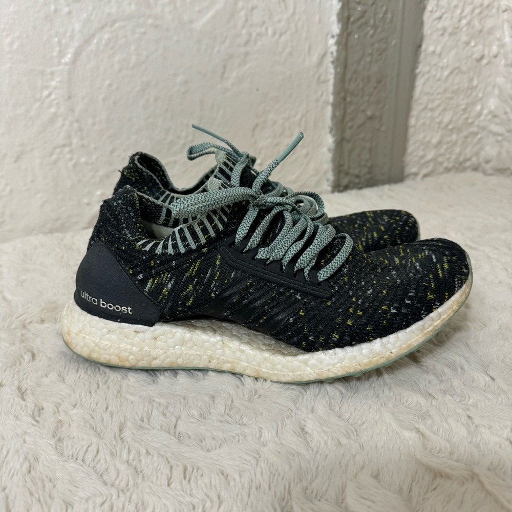 Adidas UltraBoost X Women's Size 7 Running Shoes Carbon Raw Green